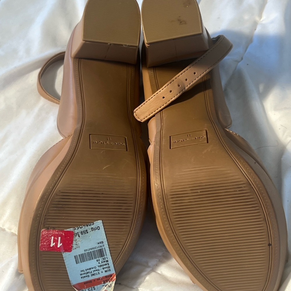 Vince Camuto Nude Heels